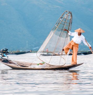 Đánh cá ở Hồ Inle, Myanmar